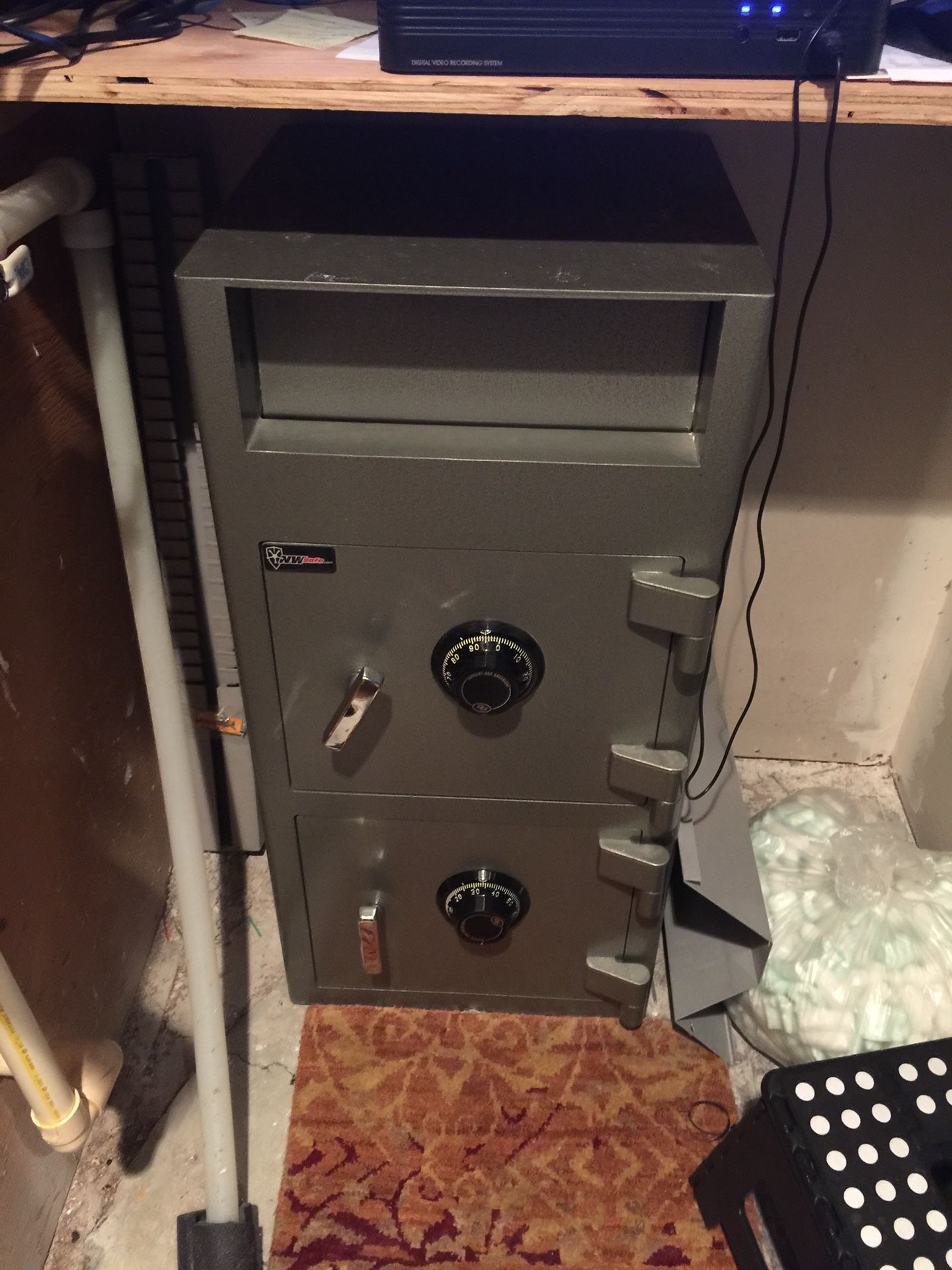 Security, fireproof high end quality HEAVY combo with drop safe for