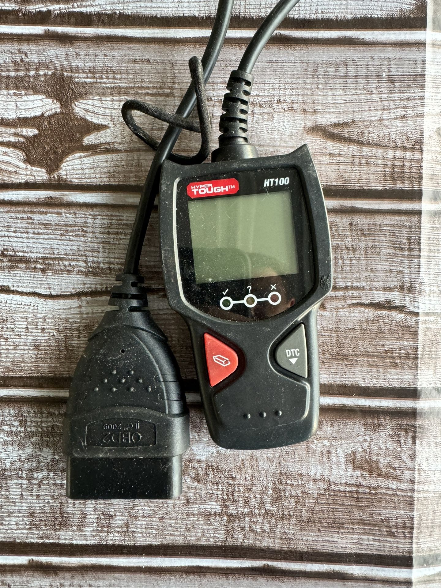 Hyper Tough HT100 Code Reader, 1996 & Newer OBD2 Vehicles, Free Fix & Part Recom
