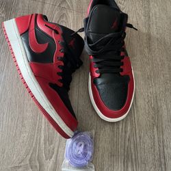 Jordan 1 Low Reverse