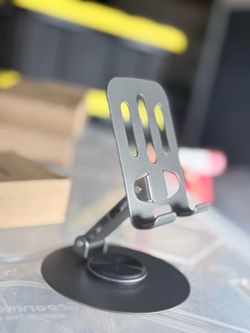 Cell phone and tablet stand..2 x $8dls