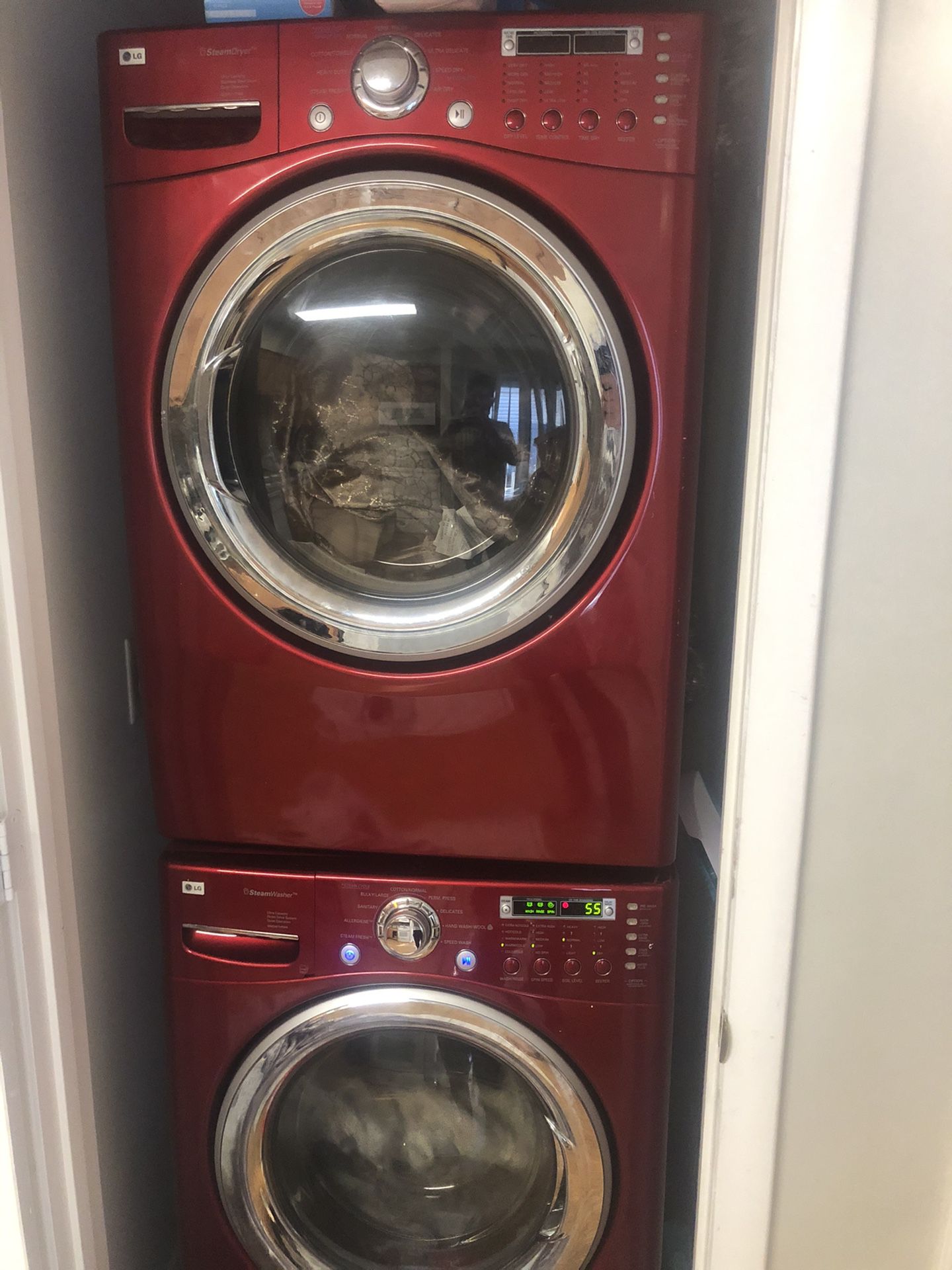 LG Washer and dryer. Like new