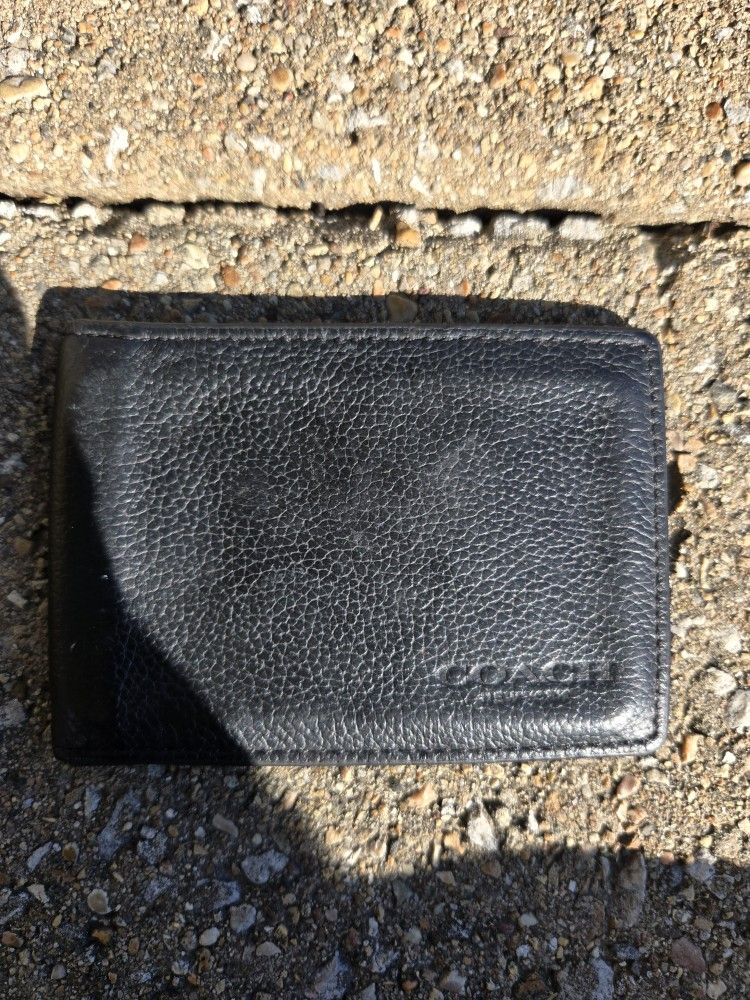 Coach Black Leather Small Bilfold Wallet