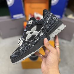 Men’s 12, Women’s 13.5  - Black Louis Vuitton Trainers ♠️