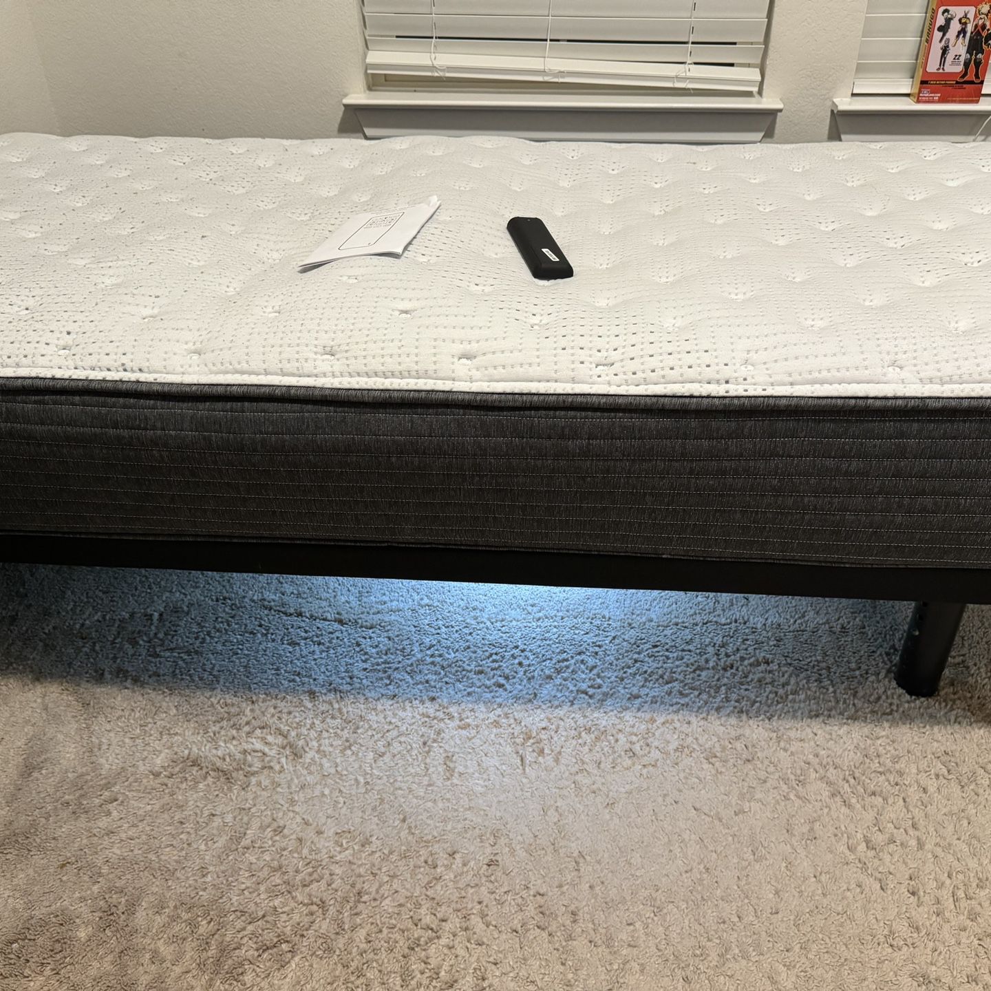 $400 Selling Twin XL Beauty Rest Mattress & Adjustable Bed Frame & Nightstand