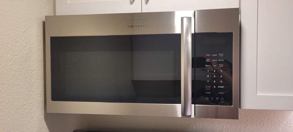 Frigidaire Gallery Microwave