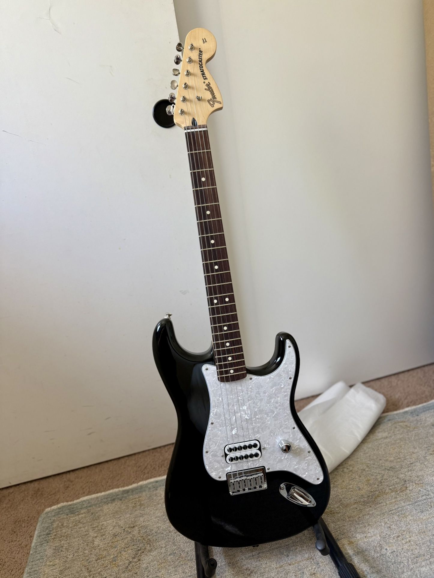 Tom Delonge Fender Stratocaster