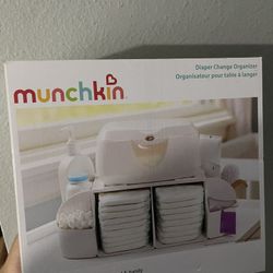 Munchkin Diaper Change Organizer 