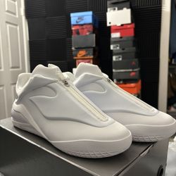 White Shai 001 Size 10.5