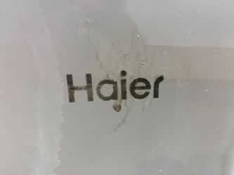 HAIER White 2.7 Cu. Ft. Compact Mini Refrigerator Model #HC27SG2RW