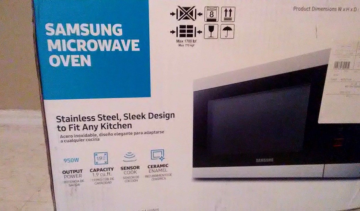 Brand new!! Never opened SAMSUNG Microwave Oven..1.9cu ft.