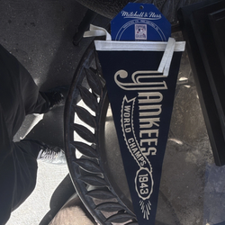 Mitchell & Ness New York Yankees 1943 World Series Wool Felt Pennant