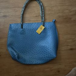 Brand New 22 Tote Ostrich Leather Handbag – Never Used
