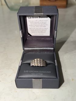 Lab Grown Diamond Ring 1/4 CTTW