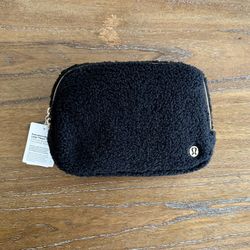 lululemon everywhere belt bag 2l *Fleece