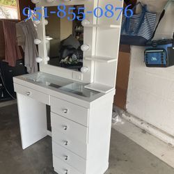 New Makeup Vanity’s Sets 