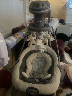 Graco Duetsoothe swing and rocker