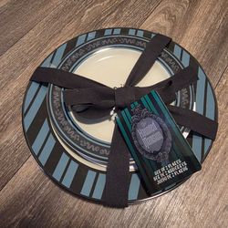 Disney Haunted Mansion Set of 2 Plates