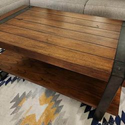 Coffee Table: Sierra by Riverside Furniture