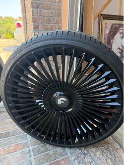 26” FORGIATOS with Lexani 275/30ZR26