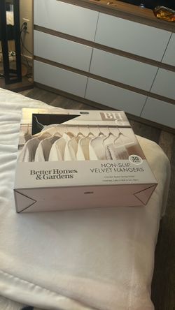 Velvet Hangers