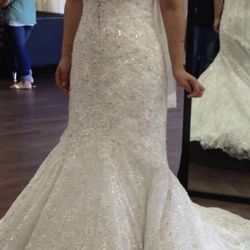 Allure Couture Wedding Dress Thumbnail