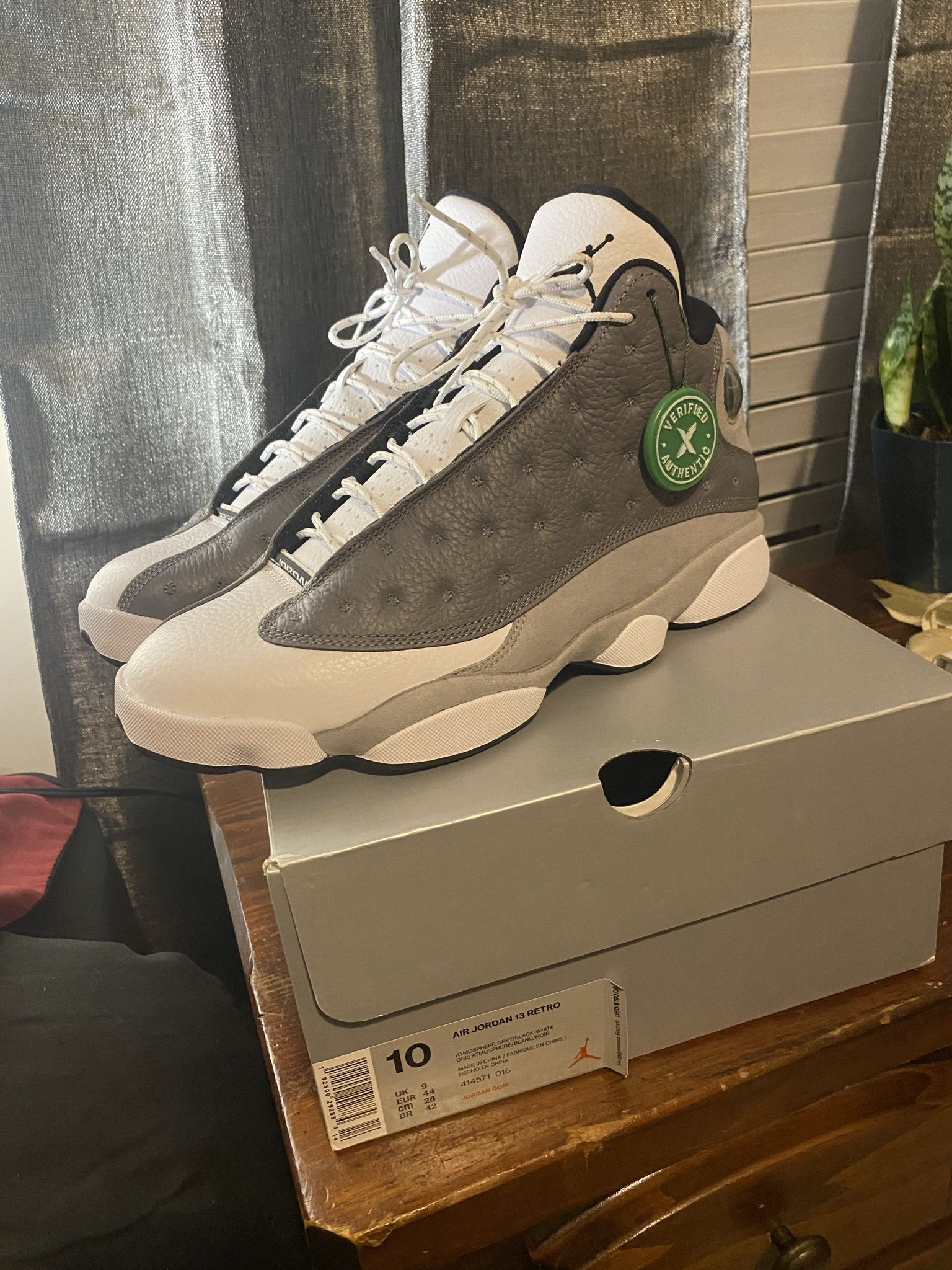 Jordan's 13 Grey Atmosphere