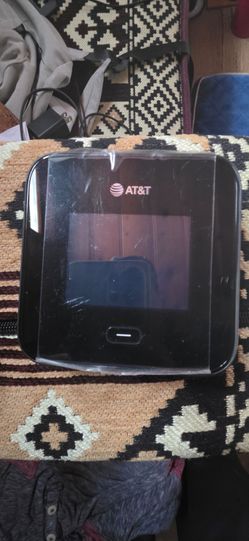 NETGEAR Nighthawk M7 Pro