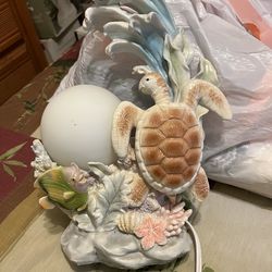Turtle lamp