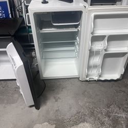 White Refrigerator 