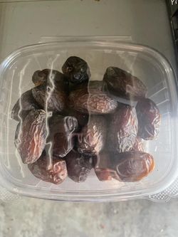 Dátiles Frescos/ Fresh Dates