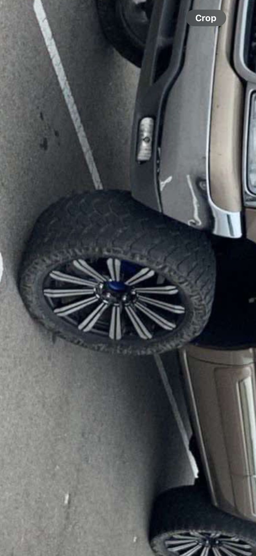 22s on 33s 6 lug ford and Chevy wheels