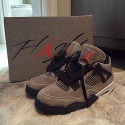 Jordan 4 taupe haze size 7.5