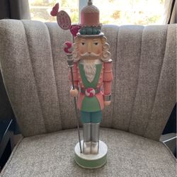 Peppermint Nutcracker 