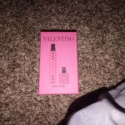 Valentino Perfume 