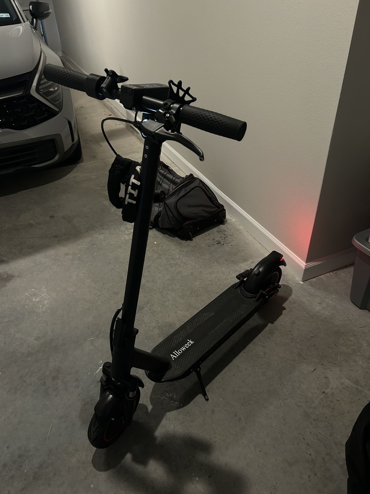 Alloweek Electric Scooter