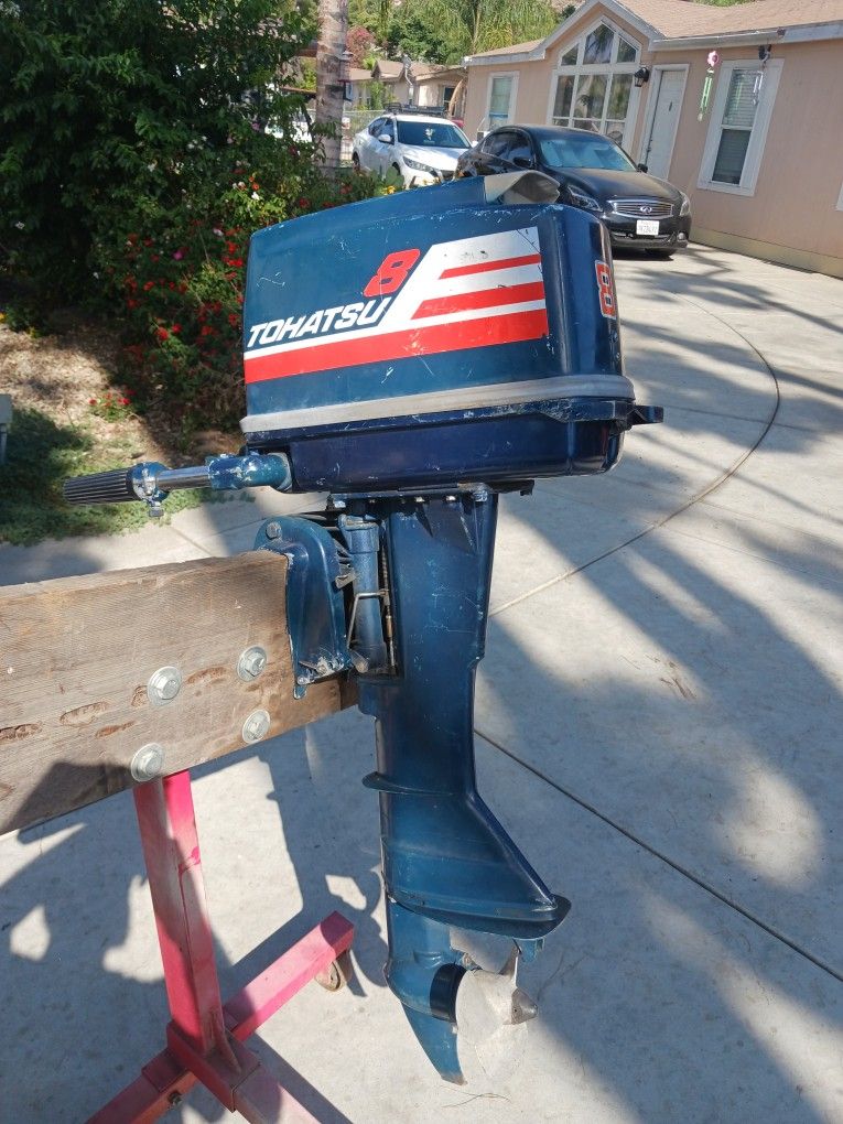 Tohatsu Outboard Motor 2 Stroke 8 Hp