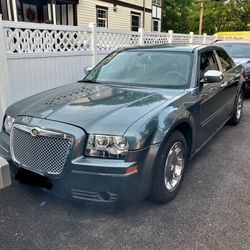 2010 Chrysler 300