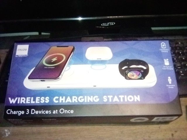 Muze By Vivitar - Wireless Charging Station