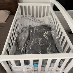 Graco Benton 4-in-1 Convertible Crib