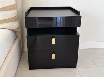 Nightstands (set of 2)