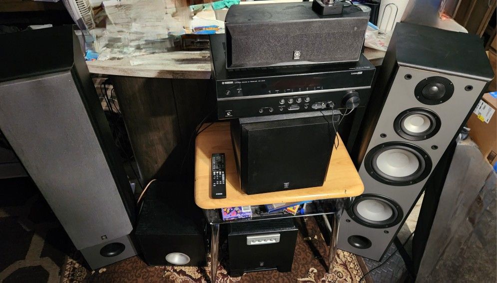 Yamaha RX-V373 is a 5.1 channelmk2 AV Bluetooth 3 Subwoofers