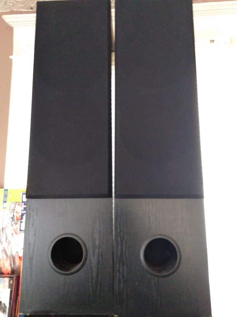 Dynalab speakers almost new