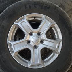 4 Rims "17 Jeep