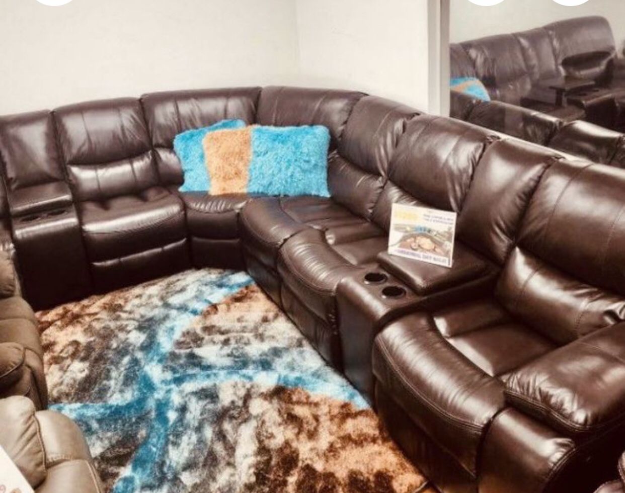 HUGE BROWN OR GRAY SECTIONAL WITH 3 RECLINERS. SAME DAY DELIVERY AND