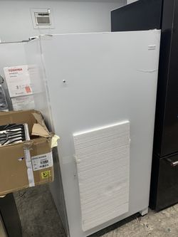 Frigidaire up right freezer