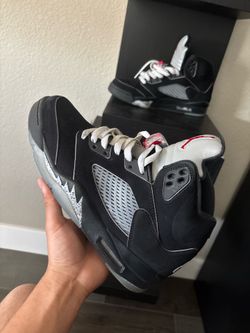Jordan 5 “Metallic Reimagined”