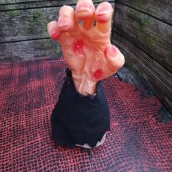 Moving Graveyard Hand Halloween Prop