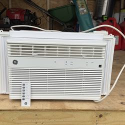 GE 8000 btu Window AC