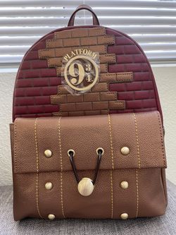 Platform 9 & 3/4 Backpack