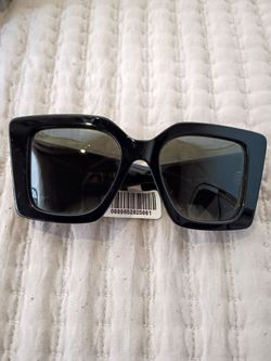 Gucci Oversized Square Sunglasses Black